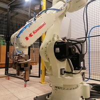 Wielofunkcyjny robot do prasy hydraulicznej 500T