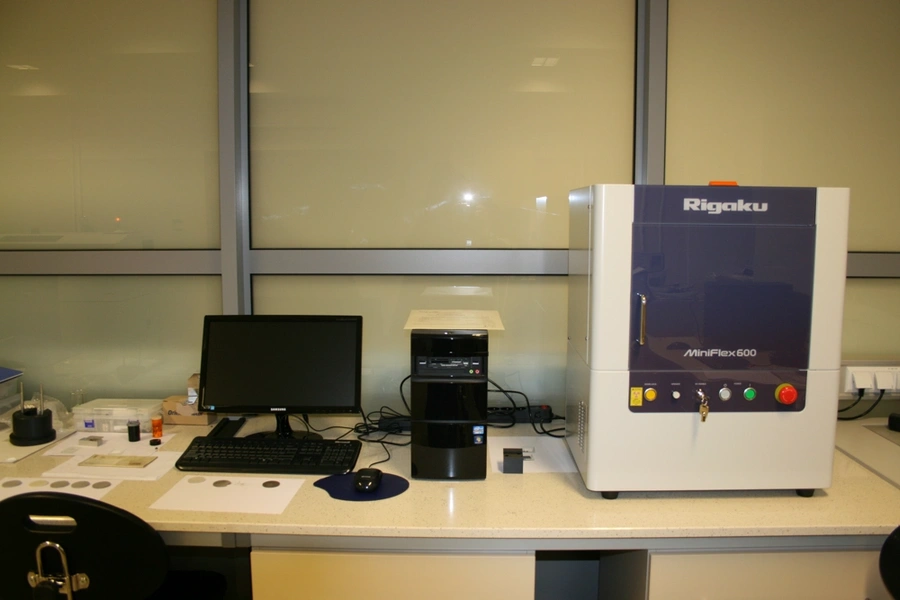 X-ray diffractometer MiniFlex Rigaku