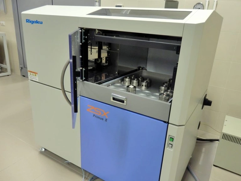 X-ray Fluorescence Spectrometer (WDXRF) ZSX Primus II RIGAKU