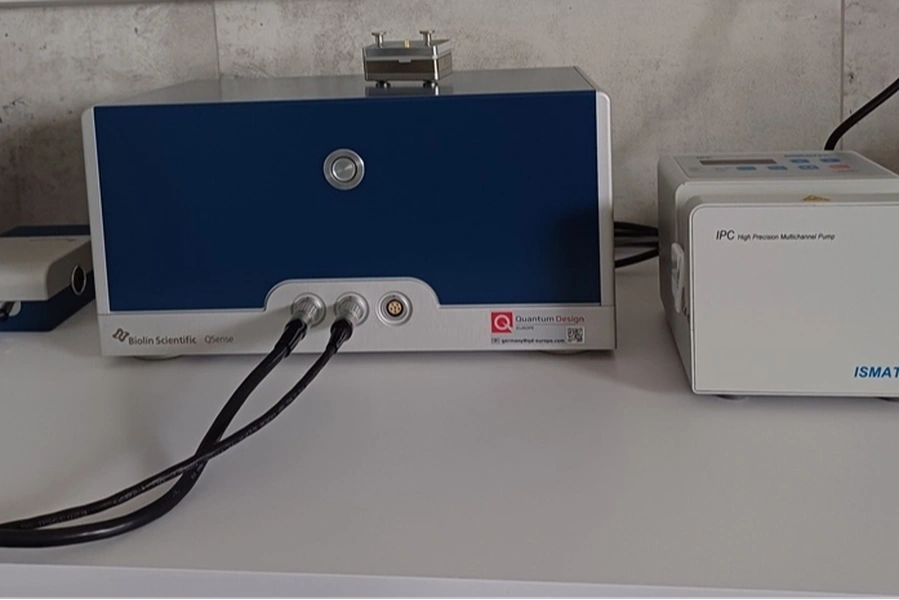 Mikrowaga kwarcowa QSense Explorer