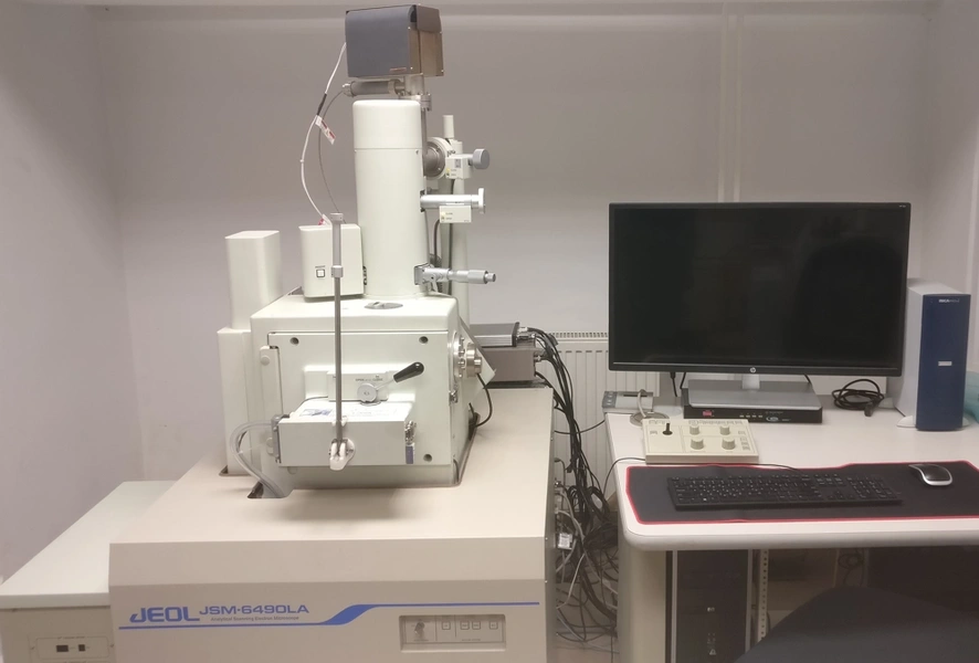 JEOL JSM-6490LA